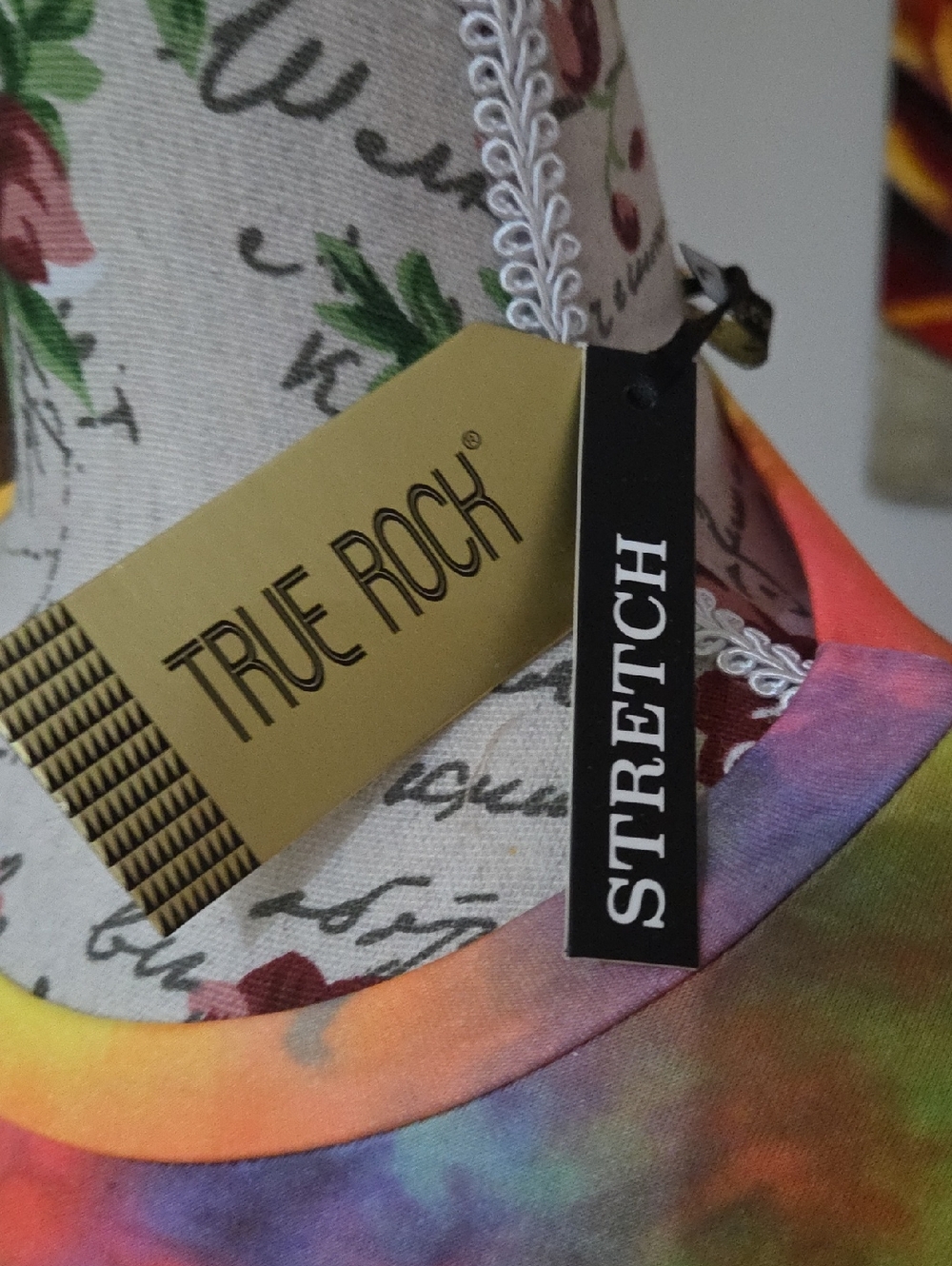 TRUE ROCK Multicolor Tie-Dye Set - Picture 4 of 4